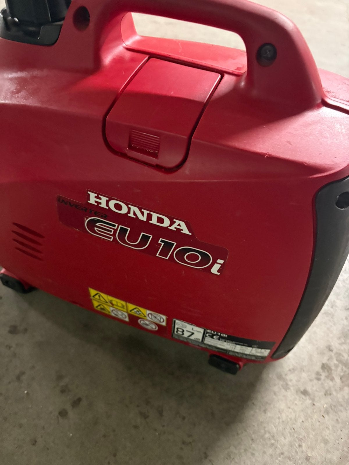 Honda EU110i, Doe-het-zelf en Verbouw, Aggregaten, Ophalen of Verzenden, Zo goed als nieuw, Minder dan 5 kVA, Benzine