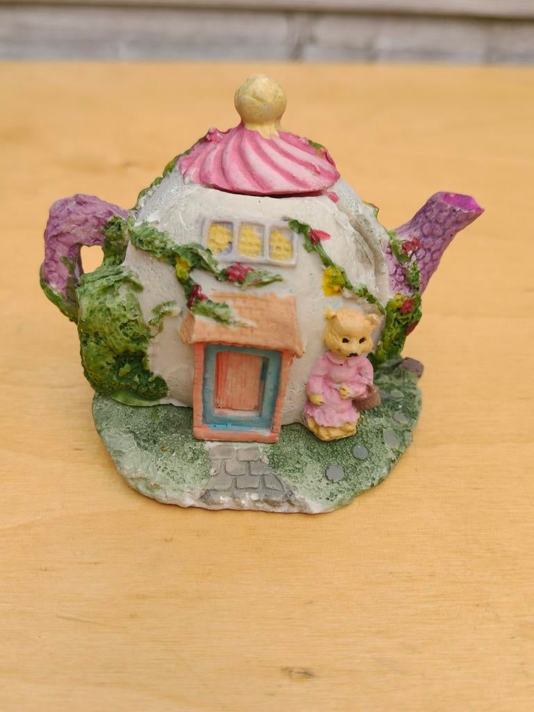 Beeld berenhuis,  theehuis voor beren, Ophalen of Verzenden, Zo goed als nieuw, Dier