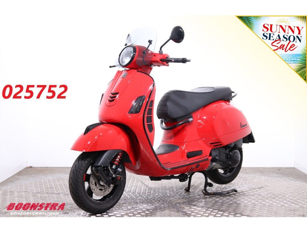 Vespa GTS 300 i.e. Super GTS 300 i.e. Super ABS 14.579 km!, Overige merken, Dopplerlaan 4
9207HC  DRACHTEN, NL, Scooter, Boonstra Schadevoertuigen