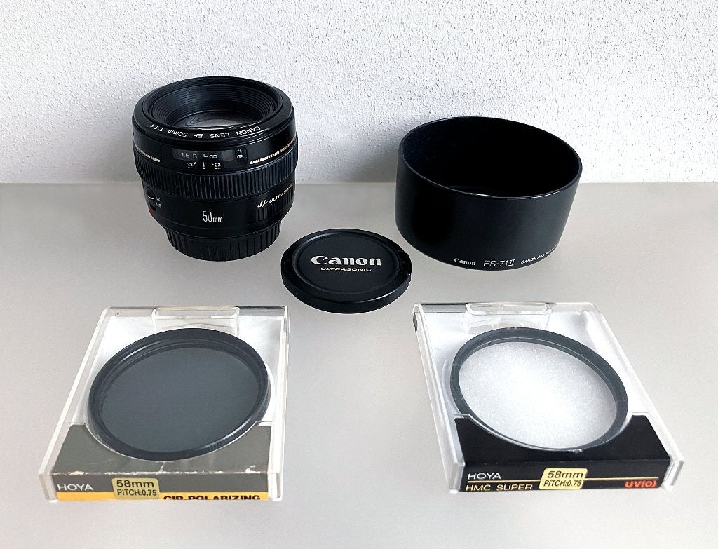 CANON EF 50mm 1.4 USM LENS ES-71II ZONNEKAP HOYA UV + PL-CIR, Gebruikt, Canon, Verzenden, Standaardlens