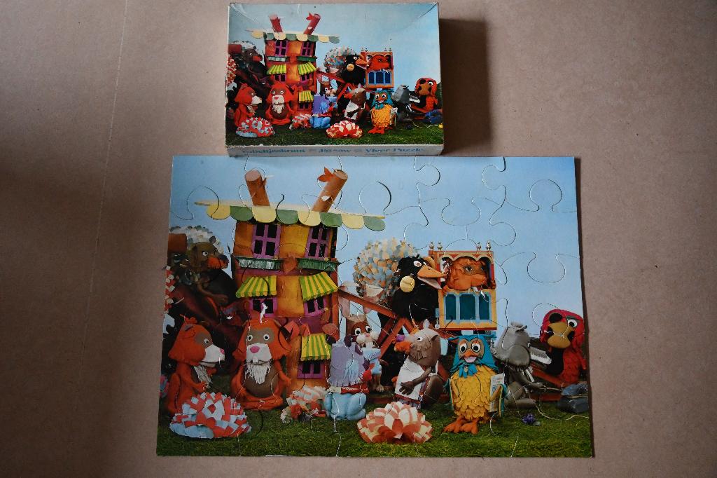 Vloerpuzzel Fabeltjeskrant, Ophalen of Verzenden, 10 tot 50 stukjes, Gebruikt, 2 tot 4 jaar