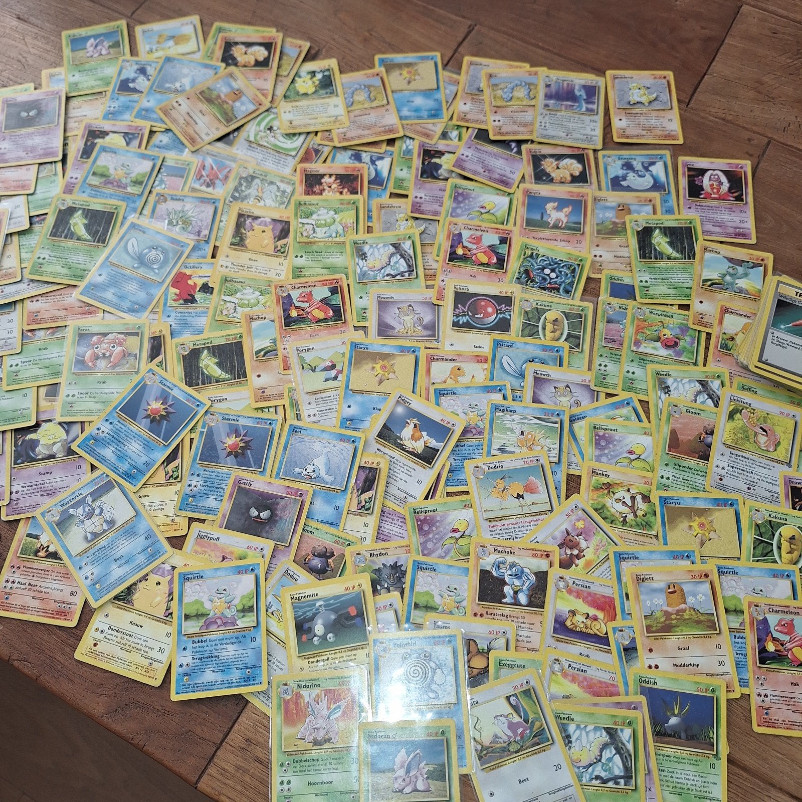 235 oude pokemon kaarten base set, Ophalen of Verzenden, Gebruikt, Meerdere kaarten