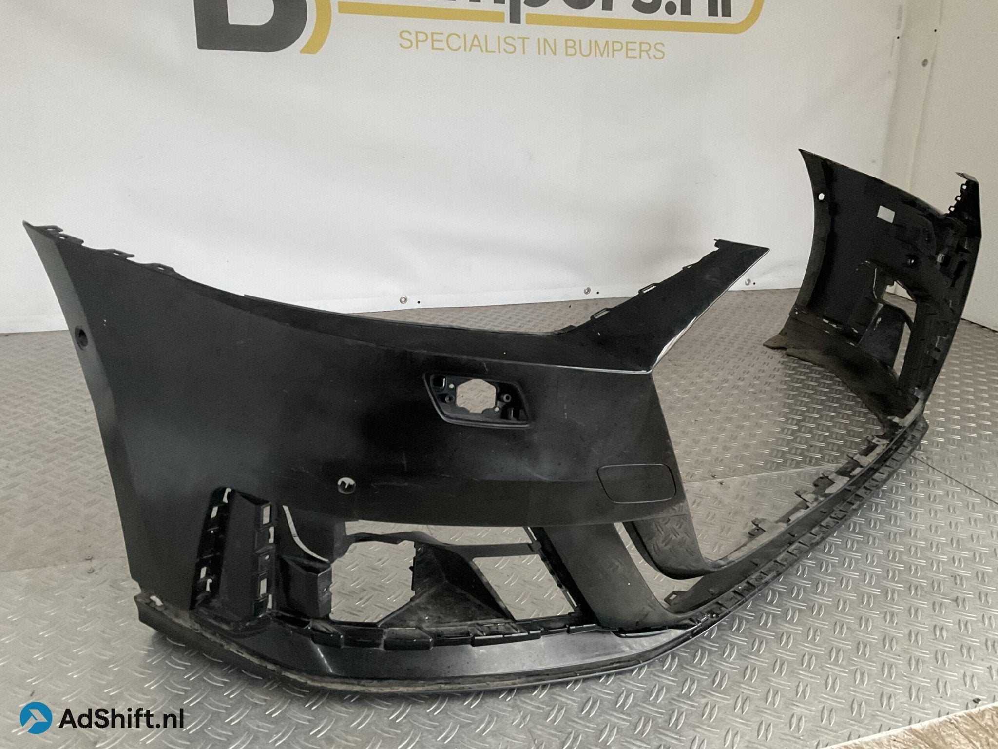 Bumper Audi A8 S8 D5 4N0 kls pdc 19-21 4N0807437 Voorbumper, Auto-onderdelen, Bumper