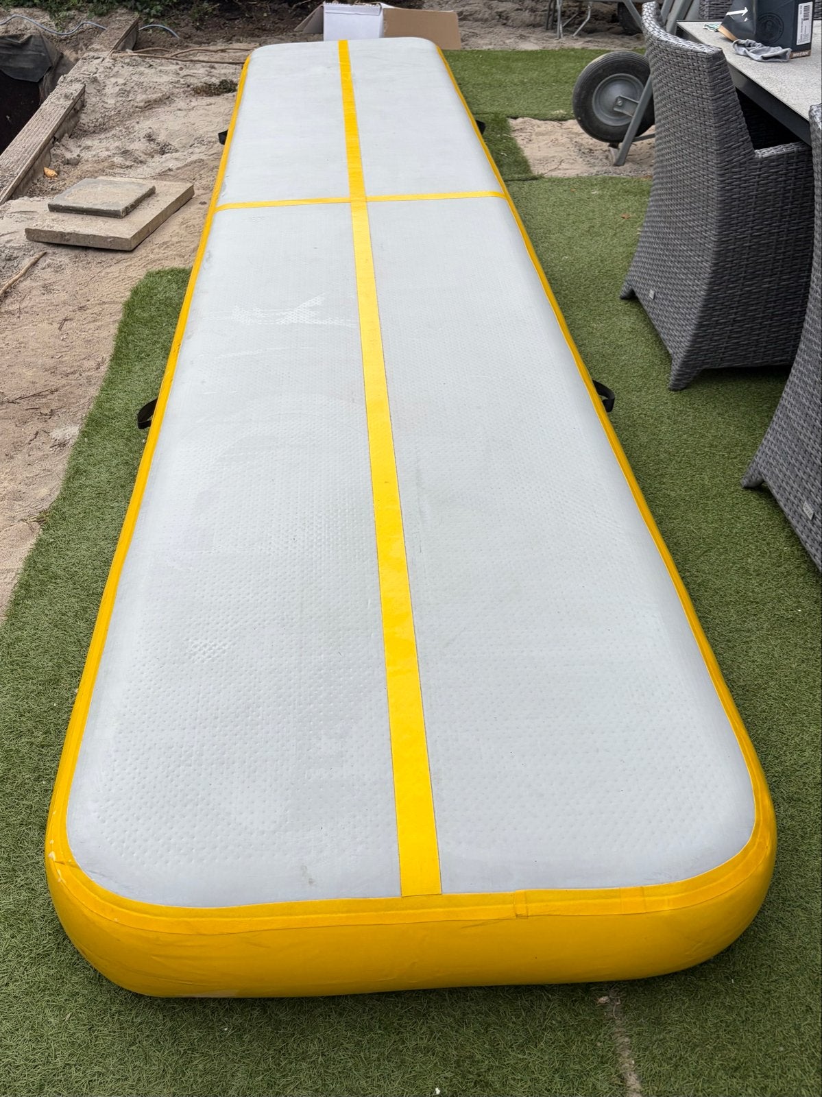 Airtack - 5m lang, 1m breed, 20cm hoog, Sport en Fitness, Turnen, Ophalen, Gebruikt, Geel, Materiaal