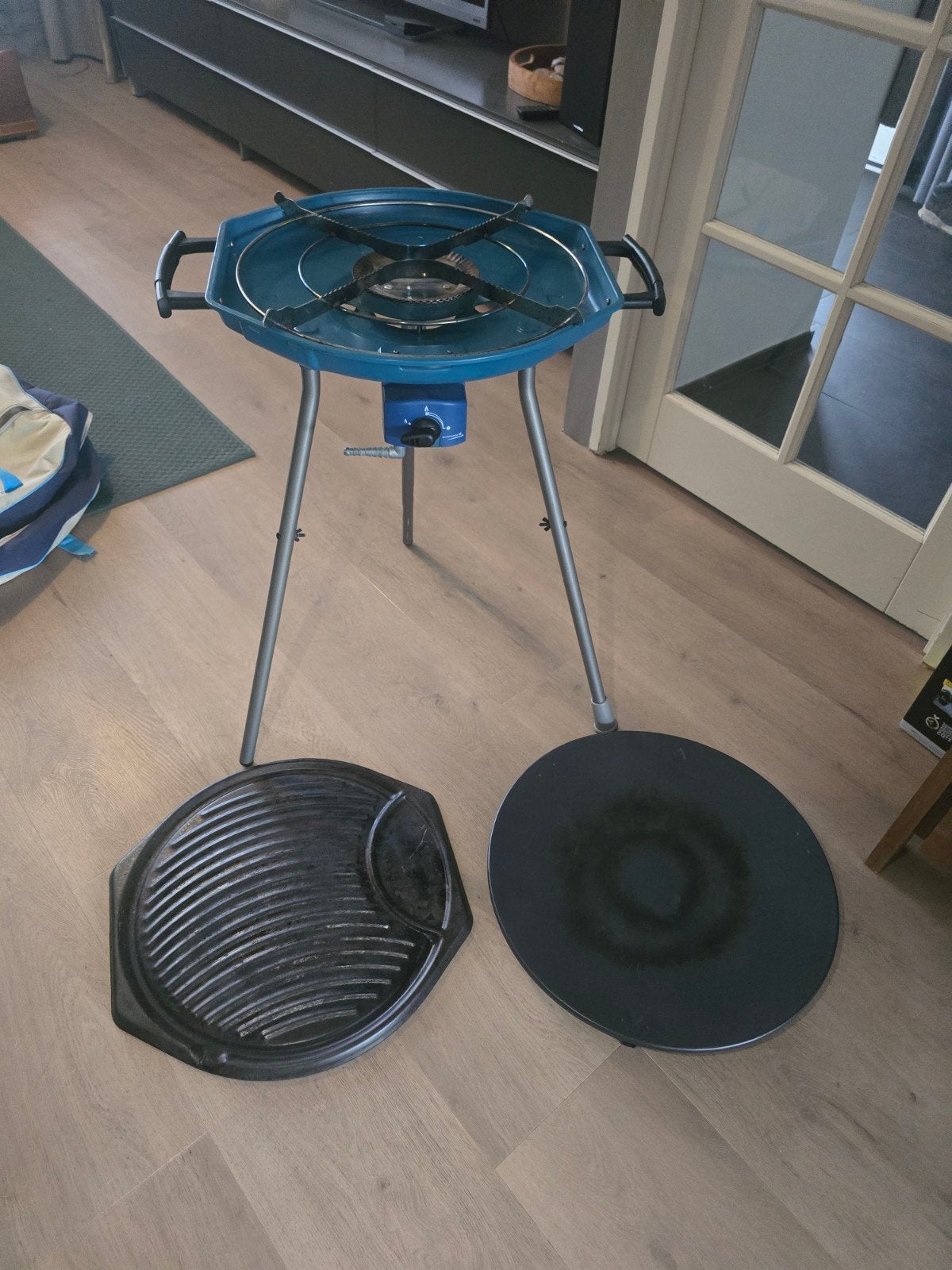 Skottelbraai met grillplaat en bakplaat, Ophalen, Gebruikt, Onbekend
