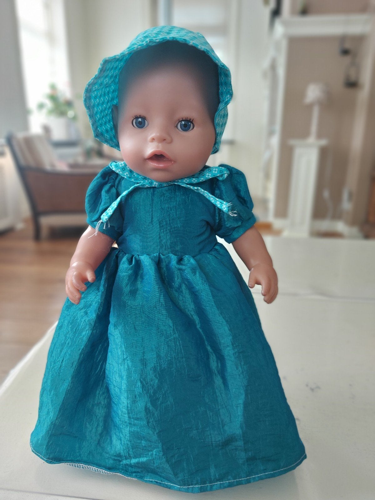 Mooie jurk hoedje baby born pop 43cm, Ophalen of Verzenden, Zo goed als nieuw, Babypop