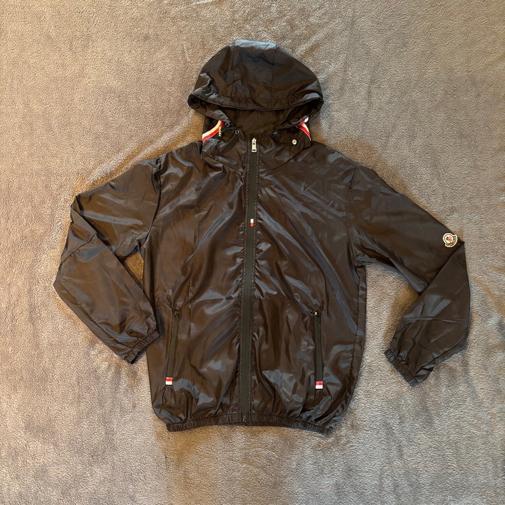 Moncler zomerjas / windbreaker – zwart – nieuw, Ophalen of Verzenden, Nieuw, Maat 46 (S) of kleiner, Zwart