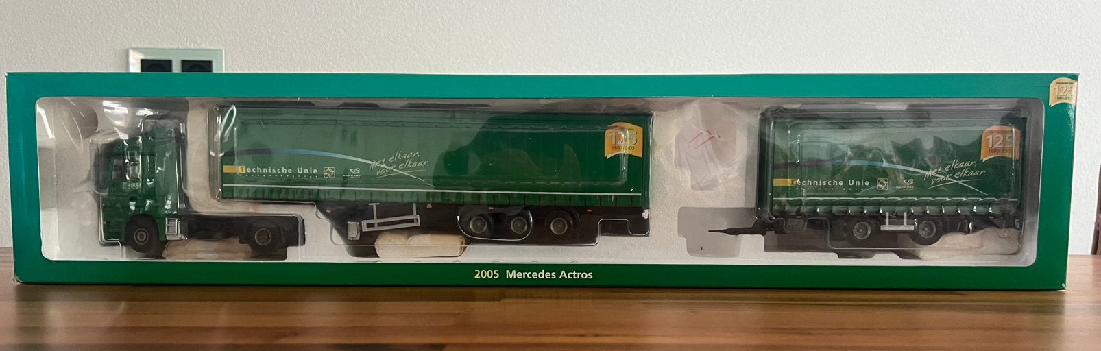 Model vrachtwagen Technische Unie Collectors item!!, Ophalen of Verzenden, Zo goed als nieuw, Bus of Vrachtwagen