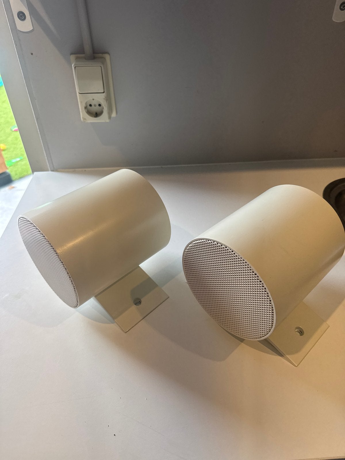 2 x APART AUDIO / BIAMP EN-MPBD5T10 BNN-W bi-directionele, Audio, Tv en Foto, Overige merken, Gebruikt, Overige typen, Ophalen of Verzenden