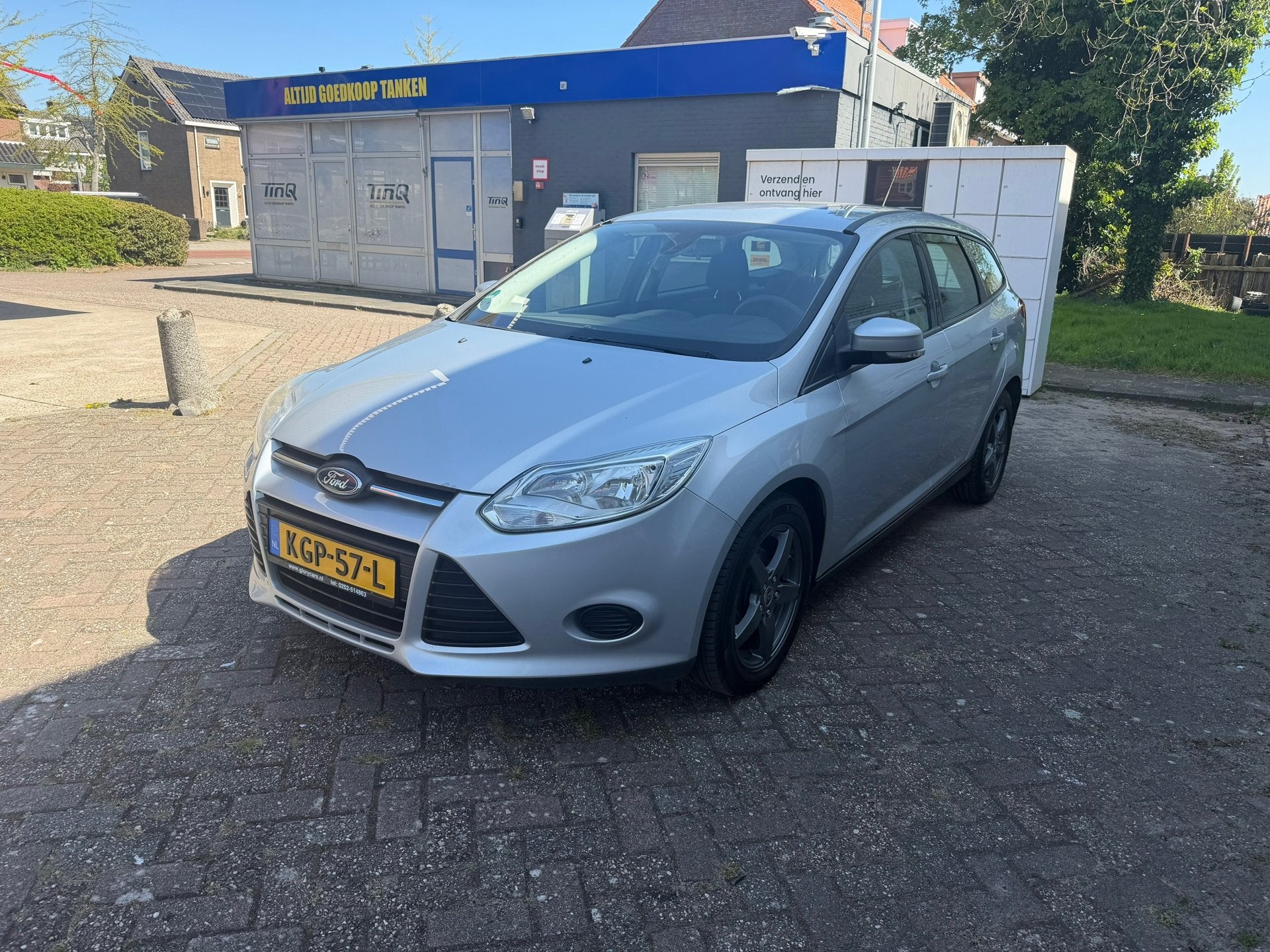 Ford Focus Wagon 1.0 EcoBoost Titanium ACHTER PDC-AIRCO-STOE, Auto's, Euro 5, Gebruikt, Zwart, Handgeschakeld