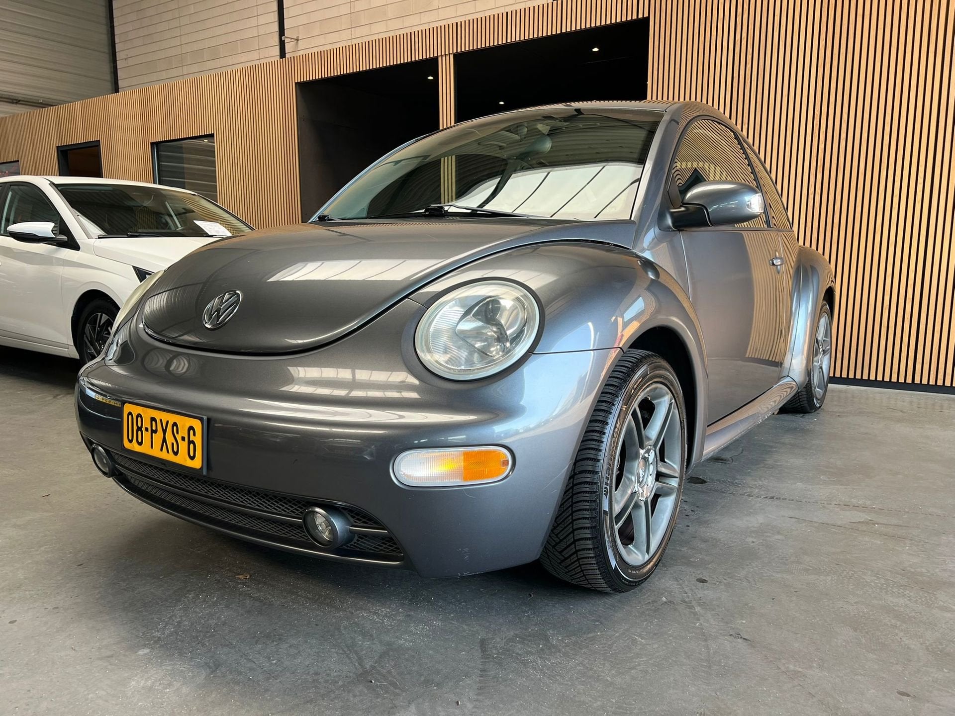Volkswagen New Beetle Cabriolet 1.8-5V Turbo Automaat|Airco|, 1345 kg, Gebruikt, 4 cilinders, 150 pk