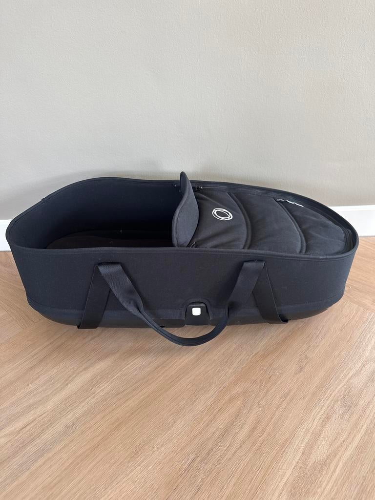 Bugaboo Bee 5 reiswieg met adapters - Zo goed als nieuw, Kinderen en Baby's, Kinderwagens en Combinaties, Bugaboo, Zo goed als nieuw