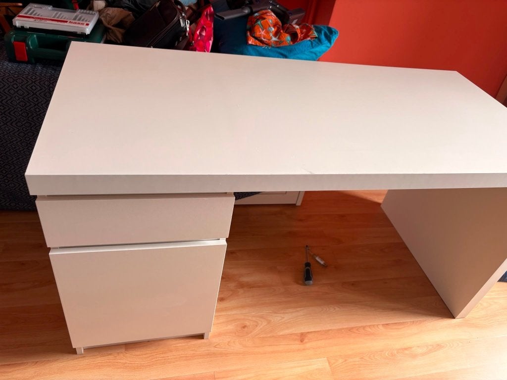 ikea malm bureau, Ophalen, Gebruikt, IKEA, 140 cm