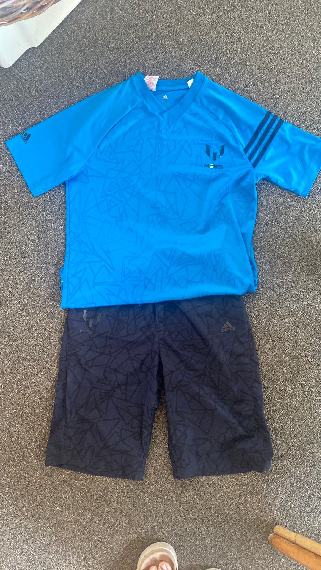 Lionel Messi Adidas Voetbal teneu maat 176., Maat XS of kleiner, Ophalen of Verzenden, Zo goed als nieuw, Shirt