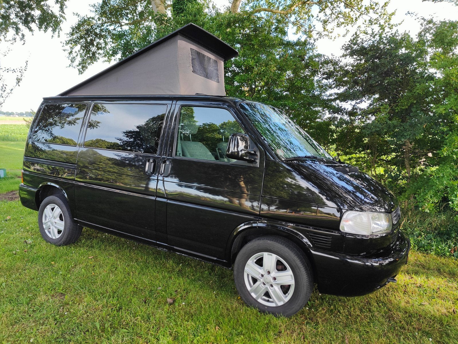 Volkswagen T4 Multivan Camper 2002, 96 kW, Climate control, Auto's, Voorwielaandrijving, Stof, Overige carrosserieën, 7 stoelen