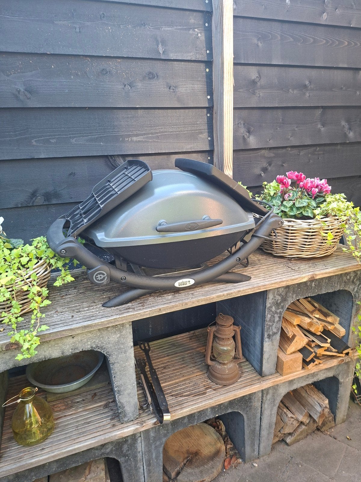 Weber elektrische barbecue 2400 met bakplaat, Ophalen, Gebruikt, Weber
