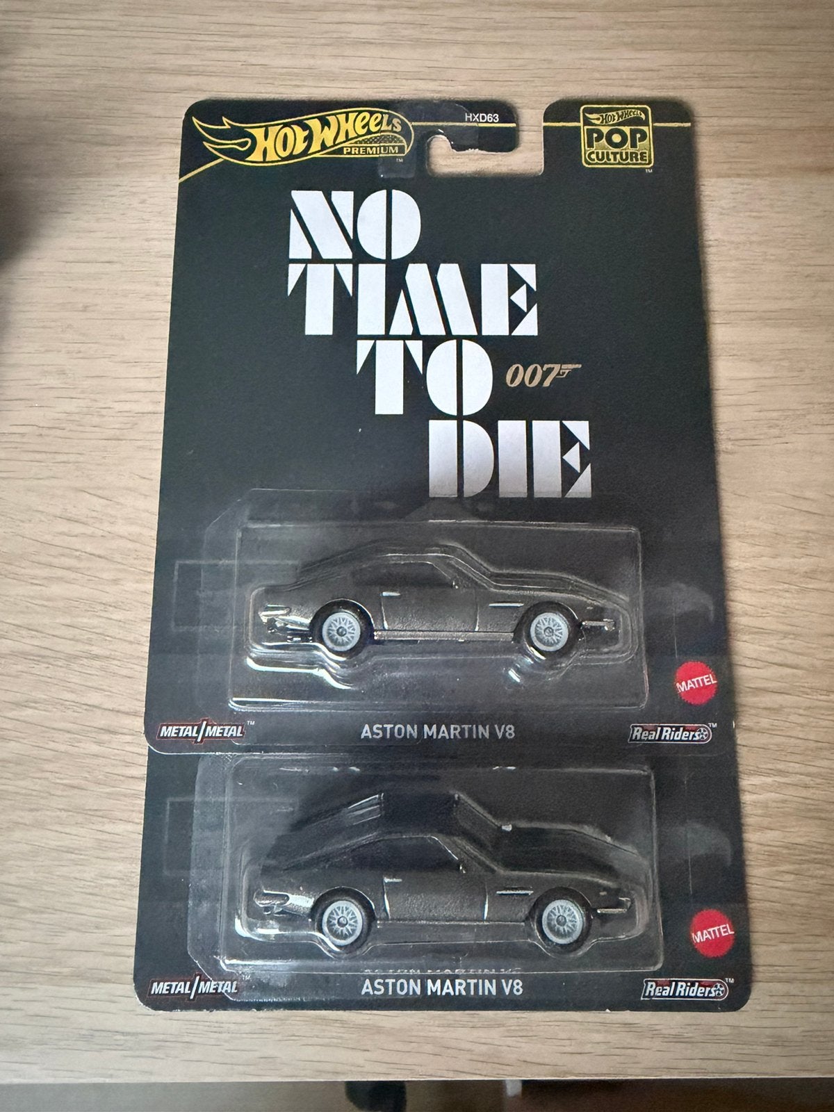 James Bond Hot Wheels, Hobby en Vrije tijd, Modelauto's | Overige schalen, Ophalen of Verzenden, Zo goed als nieuw, Auto