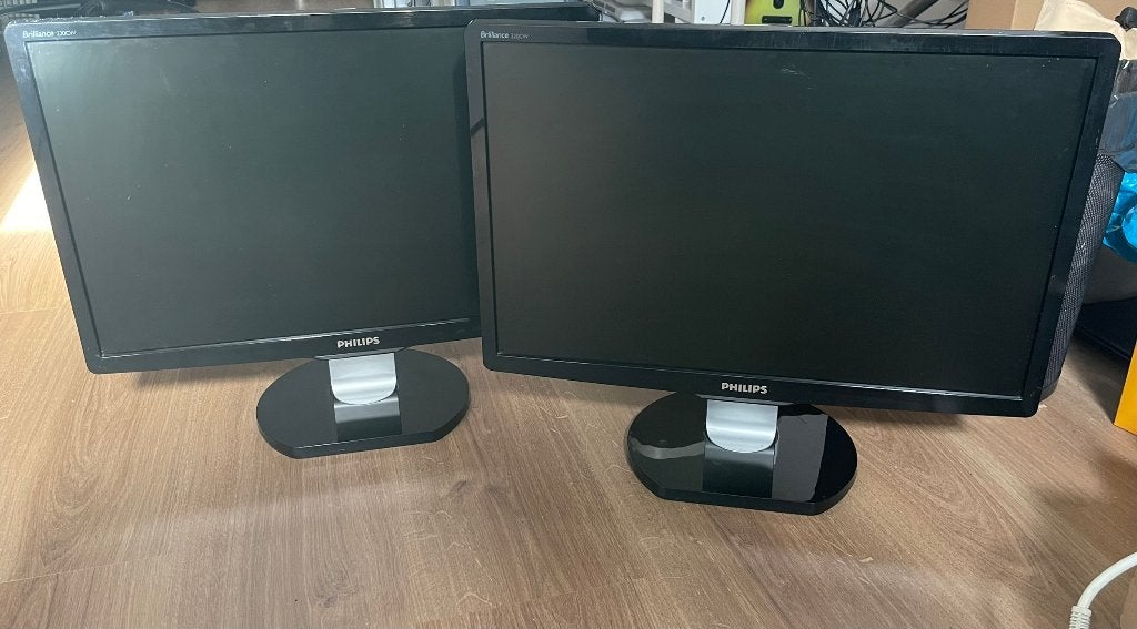 2x Philips 22 inch monitor – model 220CW9FB, Ophalen, Philips, Gebruikt, Overige typen