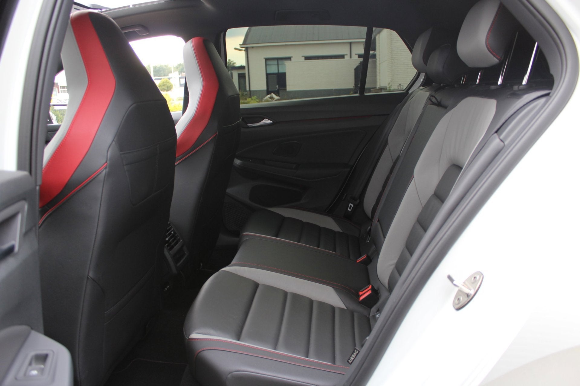 Foto 45 van Volkswagen GOLF 2.0 TSI GTI | Clubsport | Panoramadak |Akrap