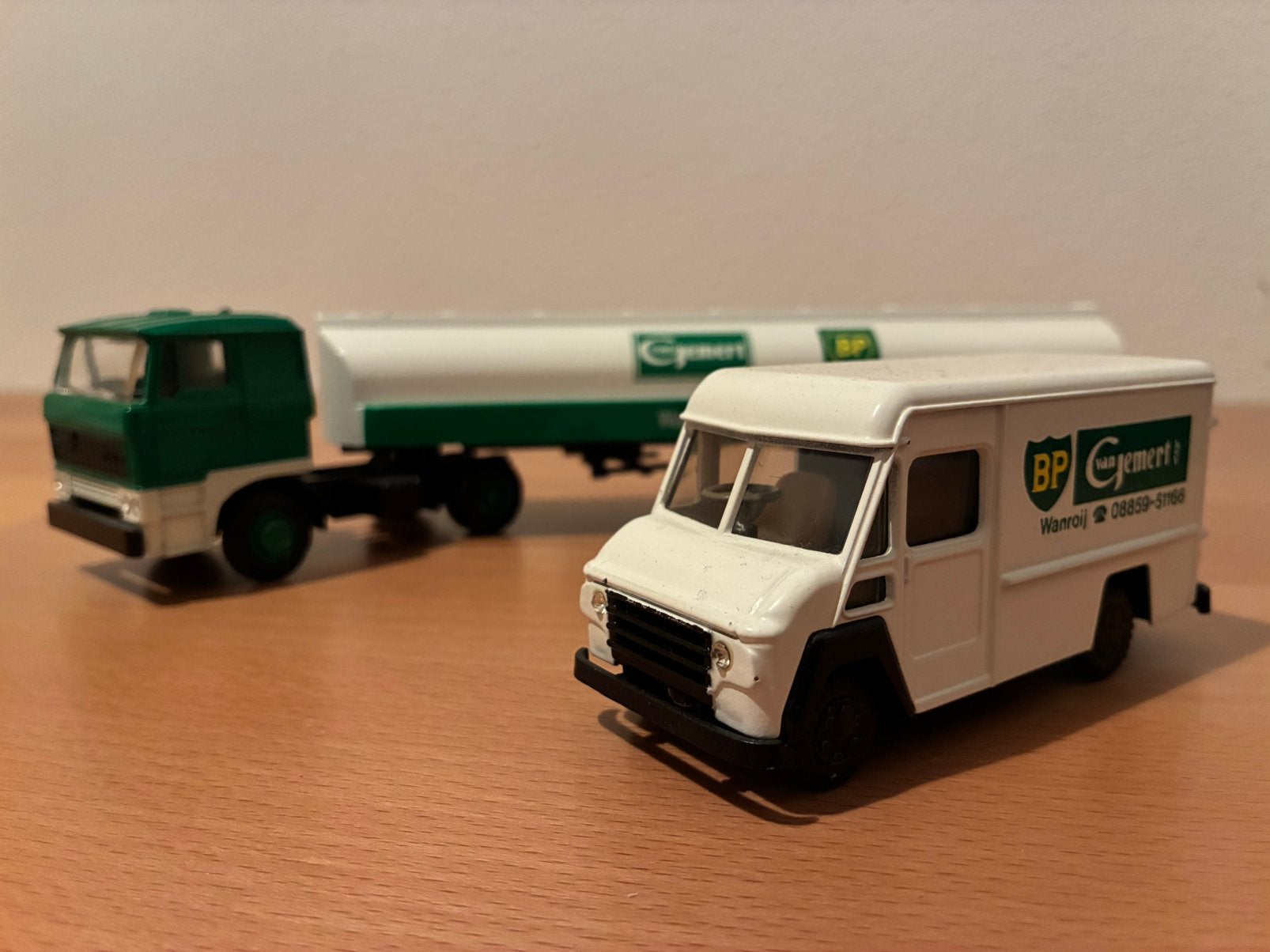 Lion Toys DAF 2800 + Commer uitv. Van Gemert B.V., Ophalen of Verzenden, Zo goed als nieuw, Bus of Vrachtwagen, Lion Toys