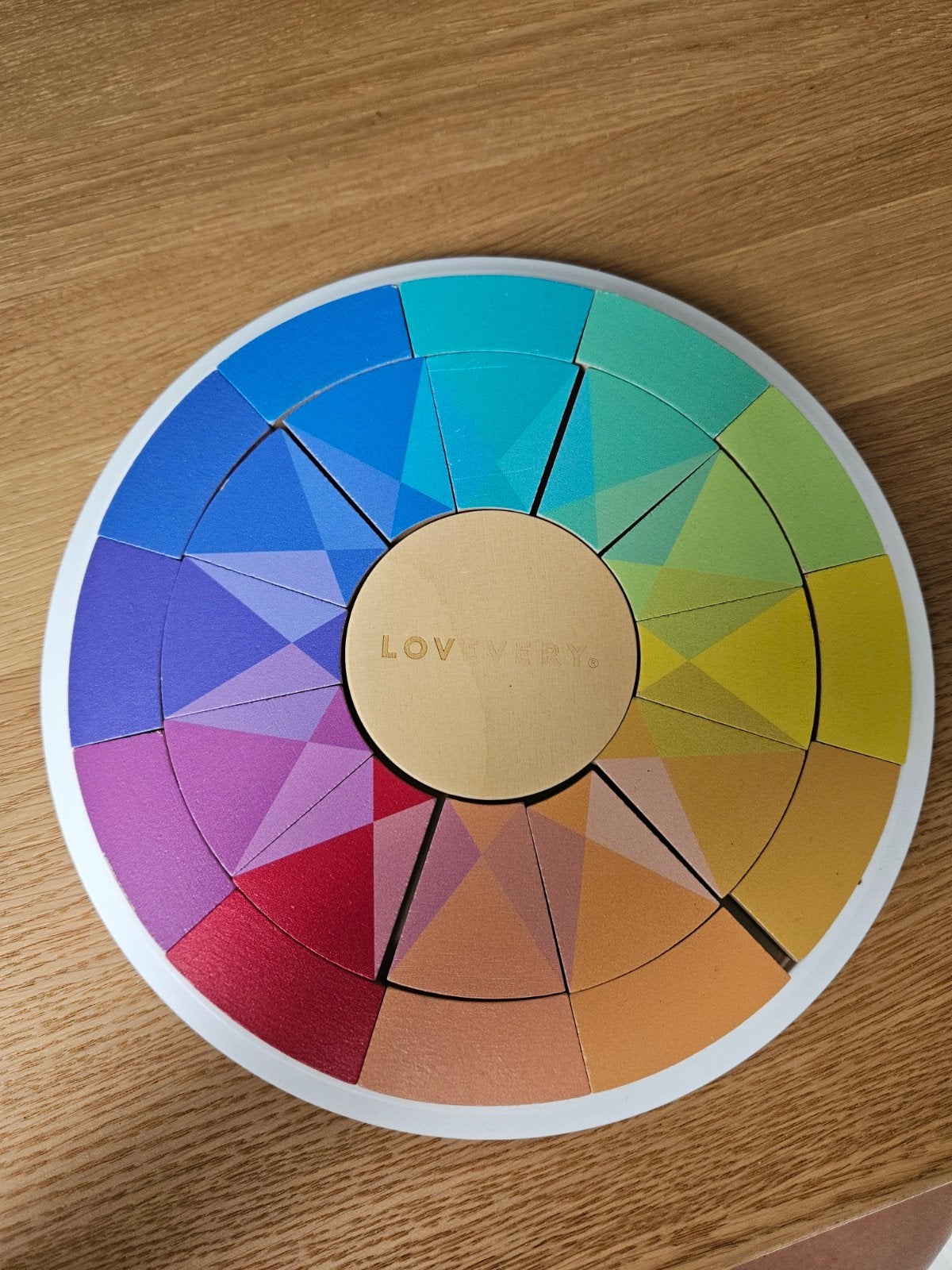 Lovevery Kleurenwiel Puzzel - Educatief Houten Speelgoed, Ophalen, 2 tot 4 jaar, 10 tot 50 stukjes, Zo goed als nieuw