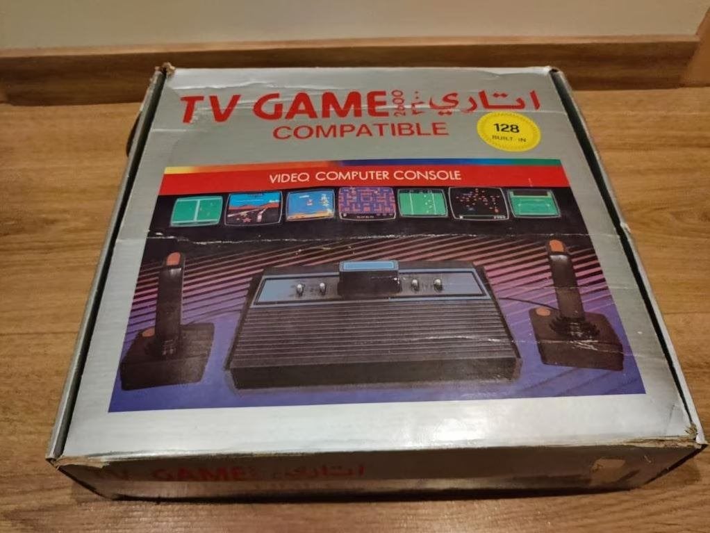 Atari 2600 clone met ingebouwd 128 spellen inclusief OVP, Ophalen of Verzenden, Gebruikt, Met 1 controller, Atari 2600