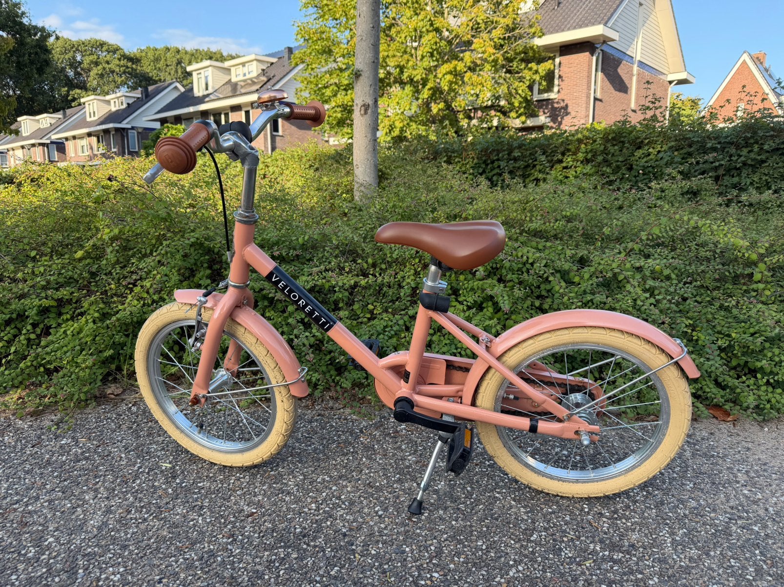 Veloretti Maxi 16 inch kinderfiets – roze –, Ophalen, Zo goed als nieuw, 16 tot 20 inch, Zijwieltjes