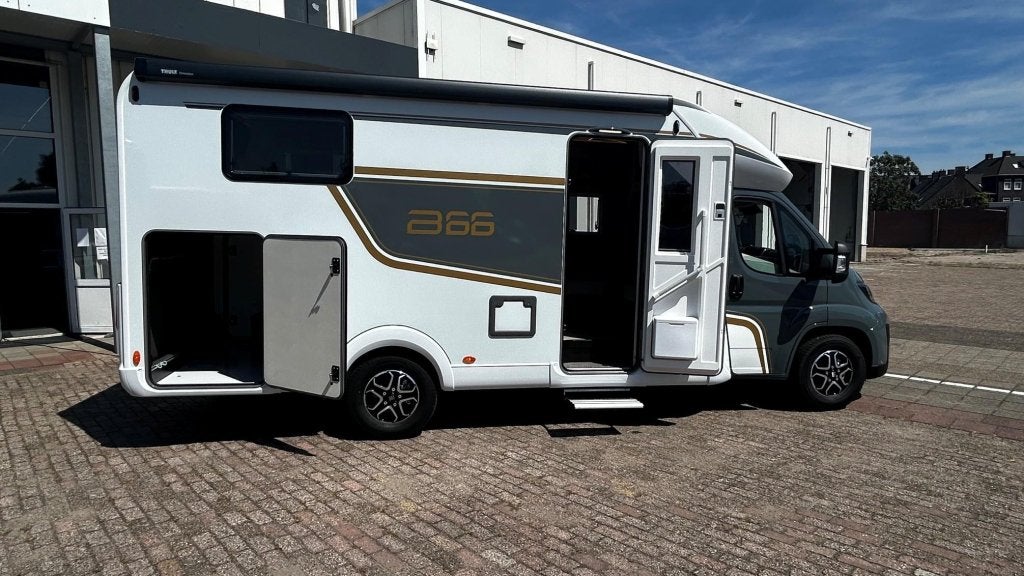 Bürstner B66 690 TD Lederen bekleding Truma6E, Automaat, Fiat, 6 tot 7 meter, Bedrijf