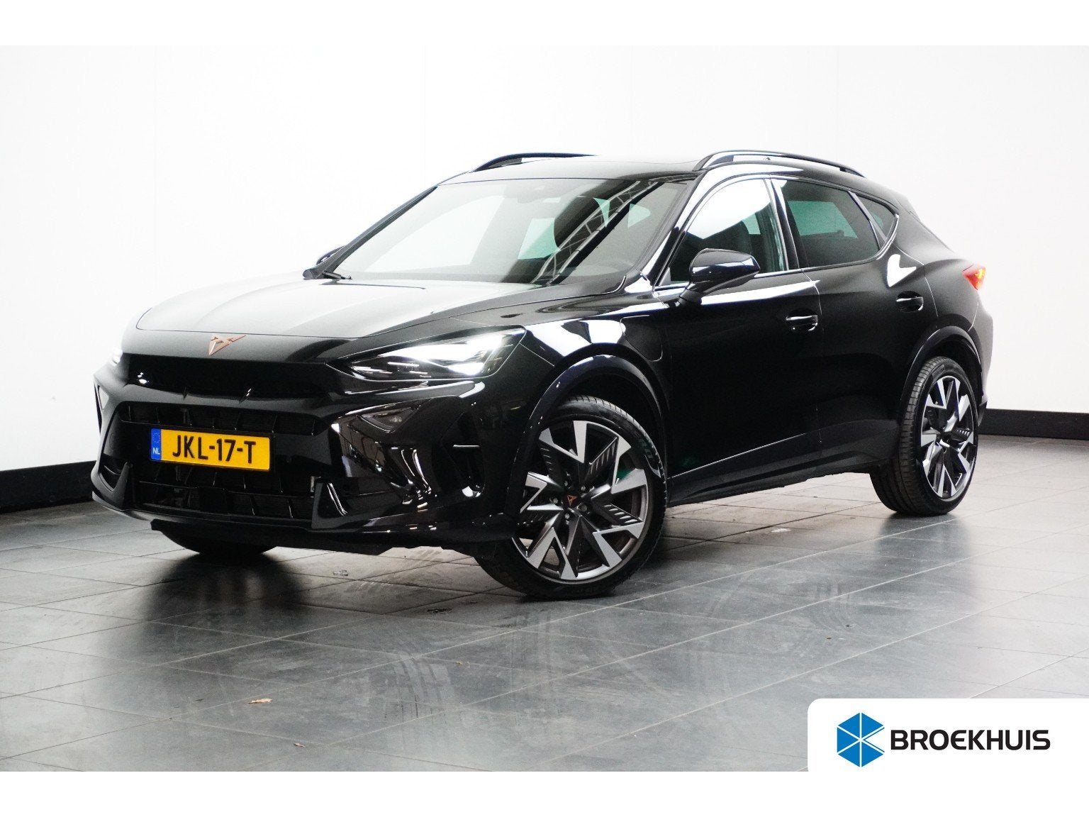 CUPRA Formentor 1.5 e-Hybrid 204PK, Gebruikt, LED verlichting, Zwart, Bedrijf
