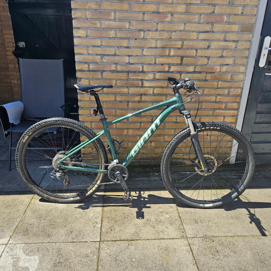 Giant Talon 3, Ophalen, Vering, 10 tot 15 versnellingen, Schijfrem
