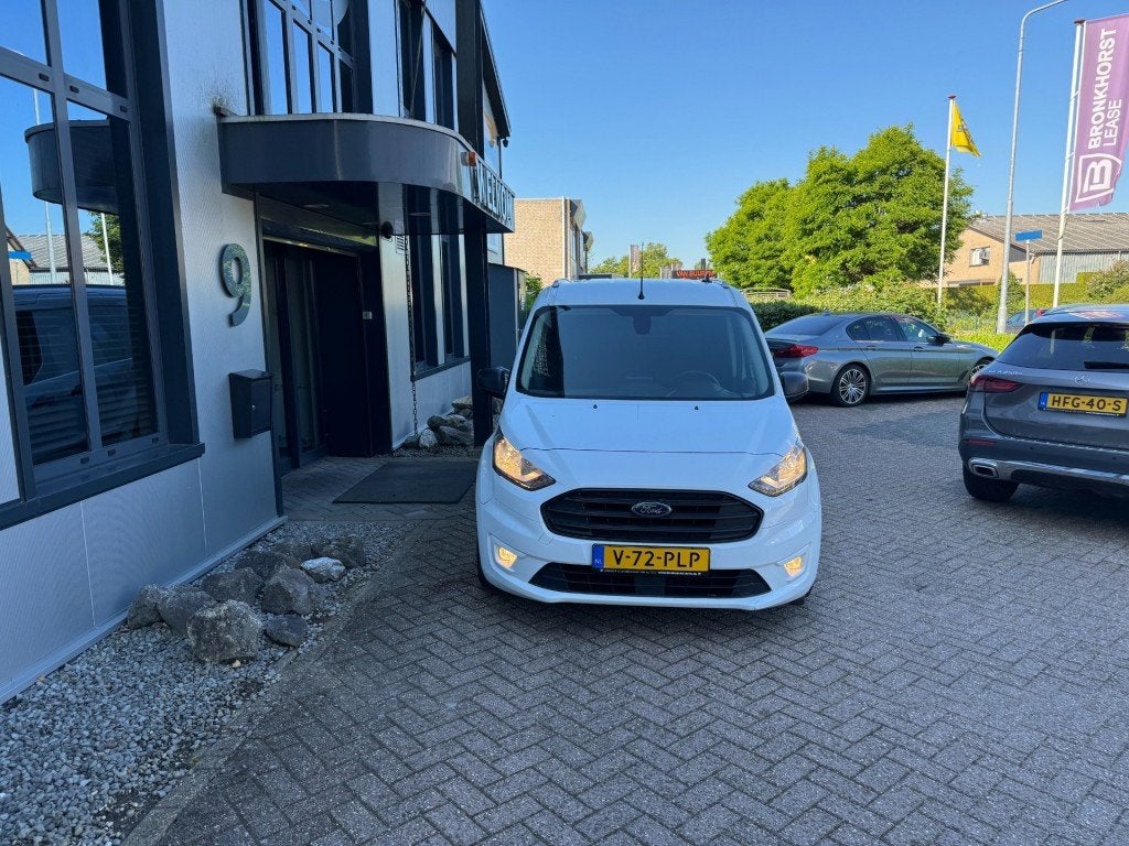Ford TRANSIT CONNECT 1.5 TDCi Airco, 3-pers, verwarmde voorr, Voorwielaandrijving, 1350 kg, 4 cilinders, 100 pk