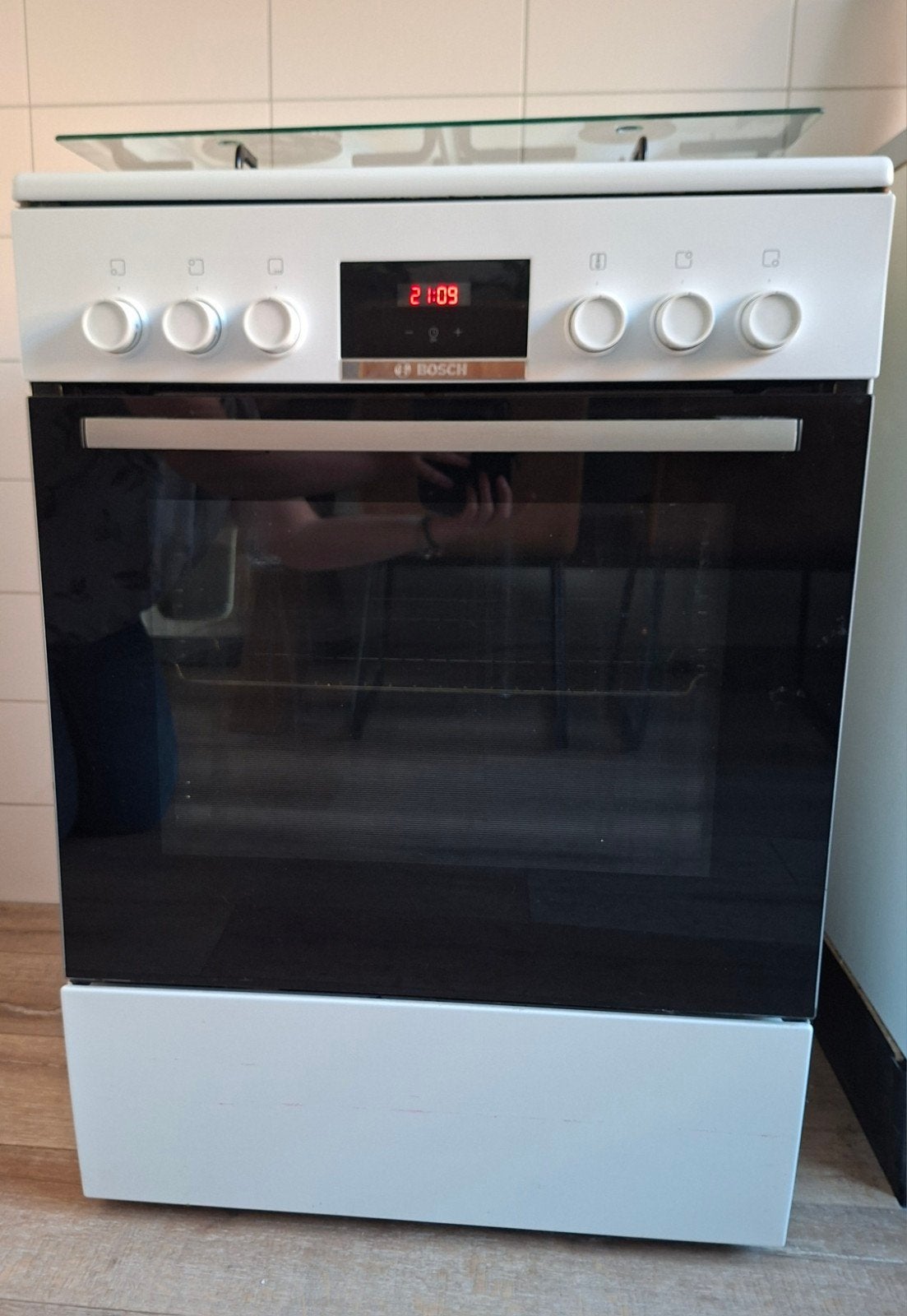 Bosch Gasfornuis met Oven - Wit, Witgoed en Apparatuur, Fornuizen, Ophalen, Gebruikt, 4 kookzones, Gas