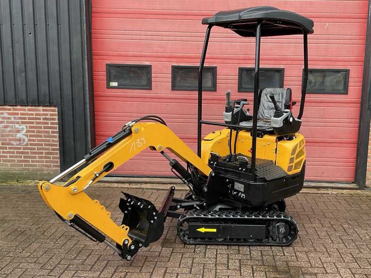 2026 JPC KV15 Geel Minigraafmachine, Zakelijke goederen, Graafmachine