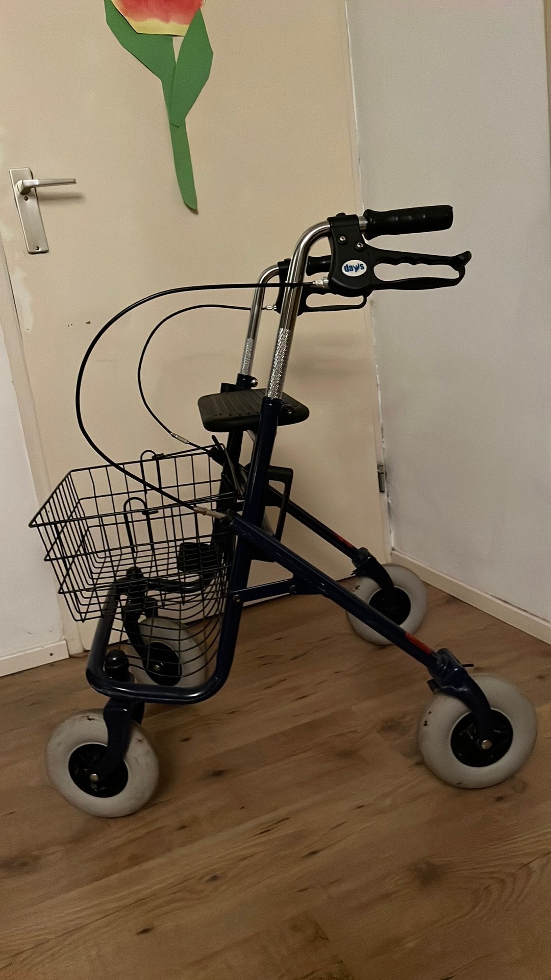 Rollator merk Days, Ophalen, Opvouwbaar, Gebruikt