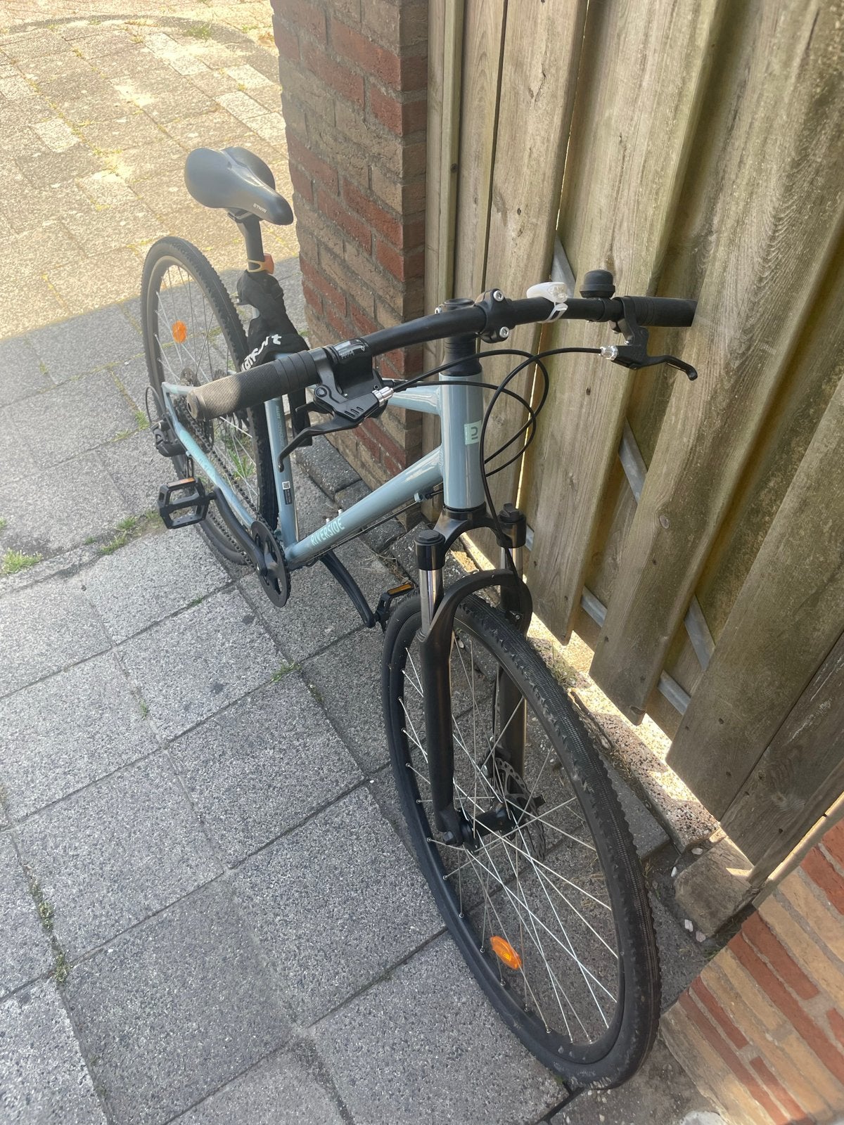 Nette hybride fiets met versnellingen, Fietsen en Brommers, Fietsen | Heren | Herenfietsen, Gebruikt, Velgrem, Versnellingen, 53 tot 57 cm