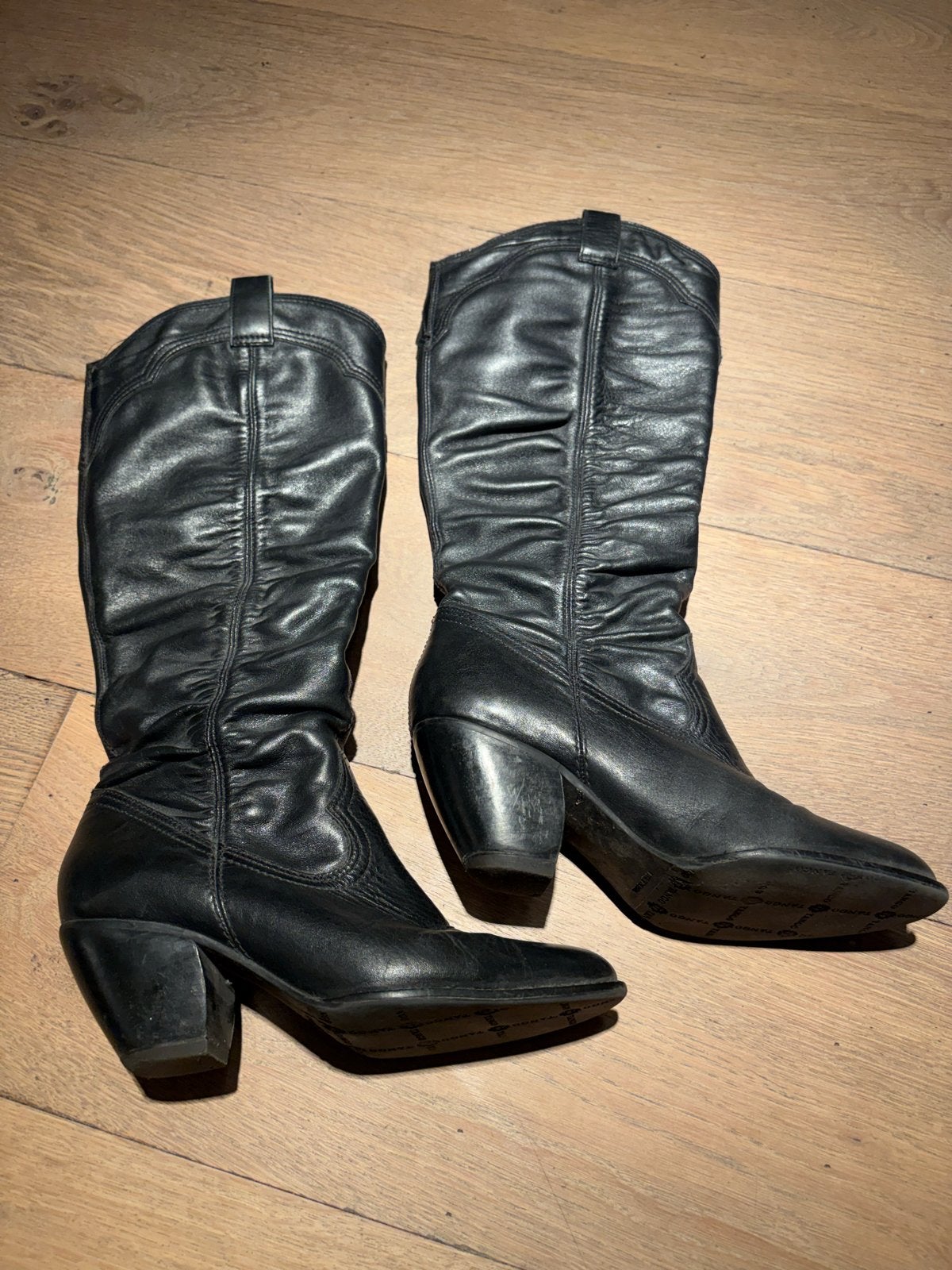 Zwarte laarzen Tango - Maat 36/37, Kleding | Dames, Zwart, Lage of Enkellaarzen, Ophalen of Verzenden, Gedragen
