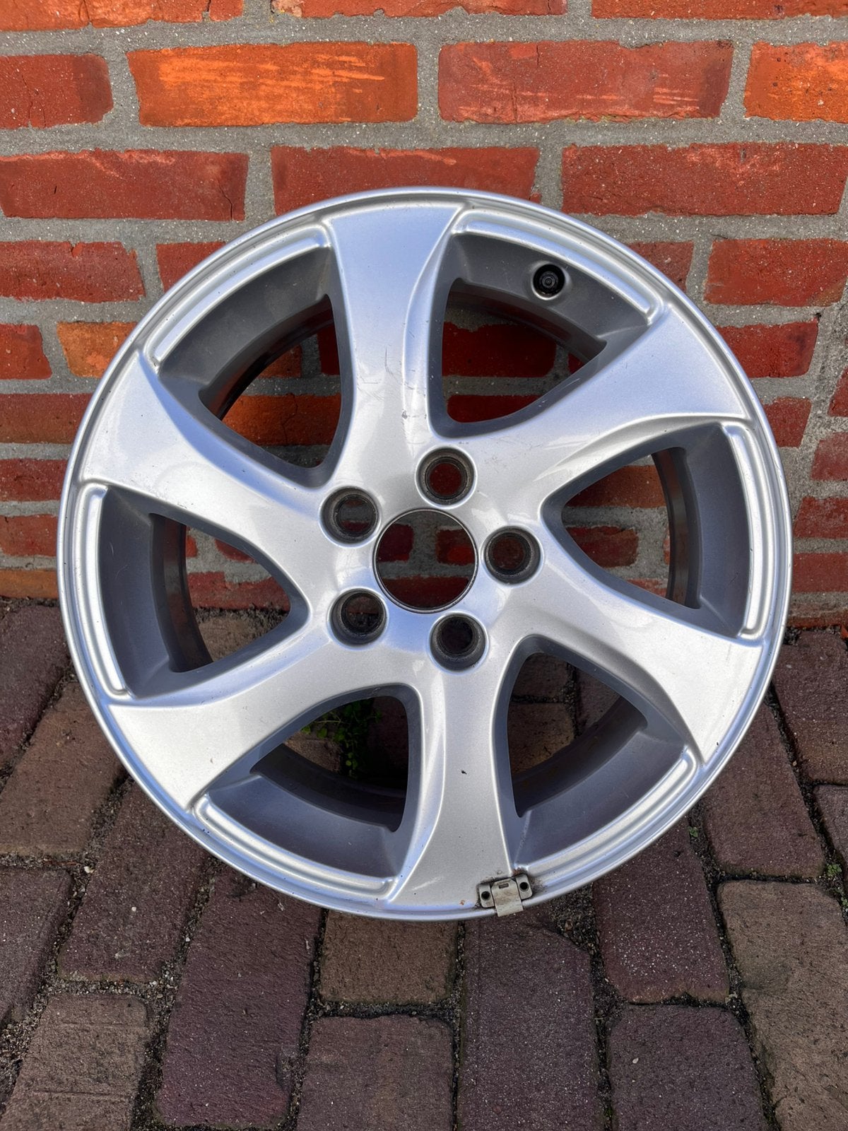Volvo velgen 16 inch, Velg(en), 16 inch, 205 mm, Winterbanden