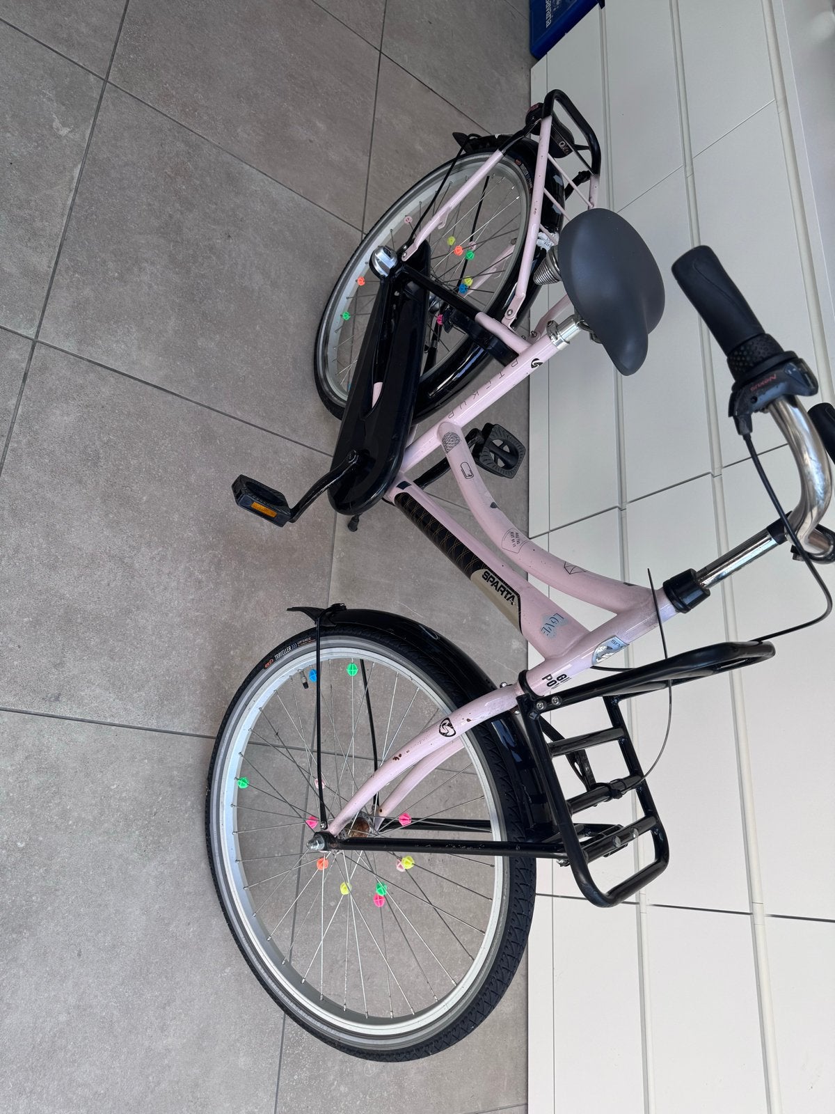 Sparta Pick-Up 24 inch meisjesfiets - Roze, Ophalen, Terugtraprem, Versnellingen, Gebruikt