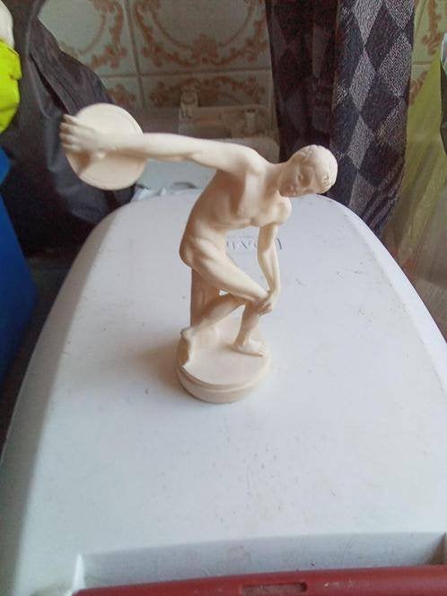 1 discuswerper beeld ongeveer 11,5 cm atletiek, Antiek en Kunst, Ophalen