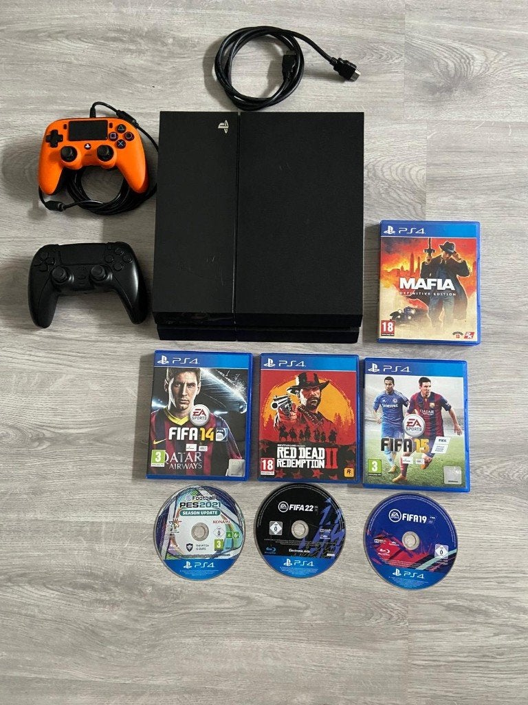 PlayStation 4 500GB 2 Controllers 6 Games, Spelcomputers en Games, Spelcomputers | Sony PlayStation 4, 500 GB, Met 2 controllers