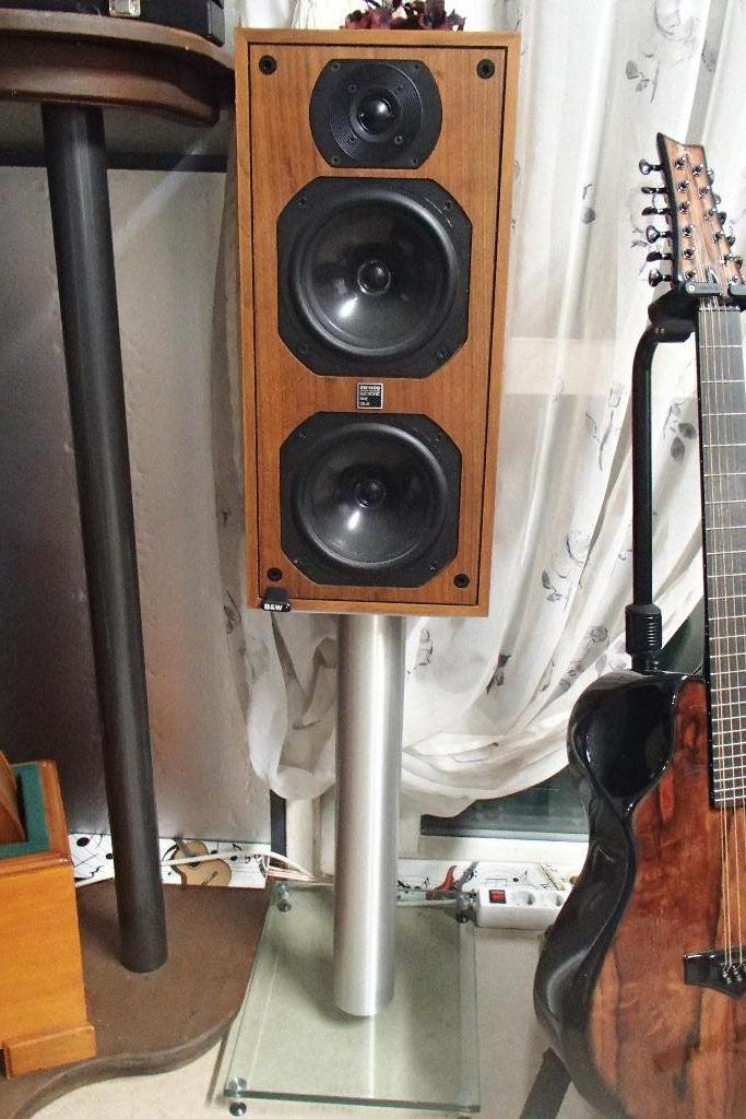 B&W set Boxen DM1400 op mooie spectral stands, Audio, Tv en Foto, Luidsprekers, Gebruikt, 60 tot 120 watt, Front, Rear of Stereo speakers