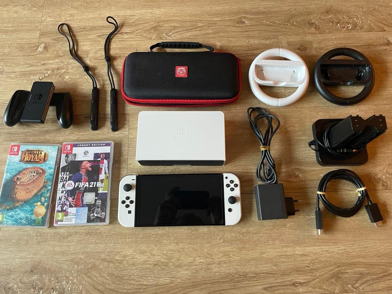 Nintendo Switch OLED in Top Staat + Spellen + Veel Extra's, Switch OLED, Met 2 controllers, Ophalen of Verzenden, Zo goed als nieuw
