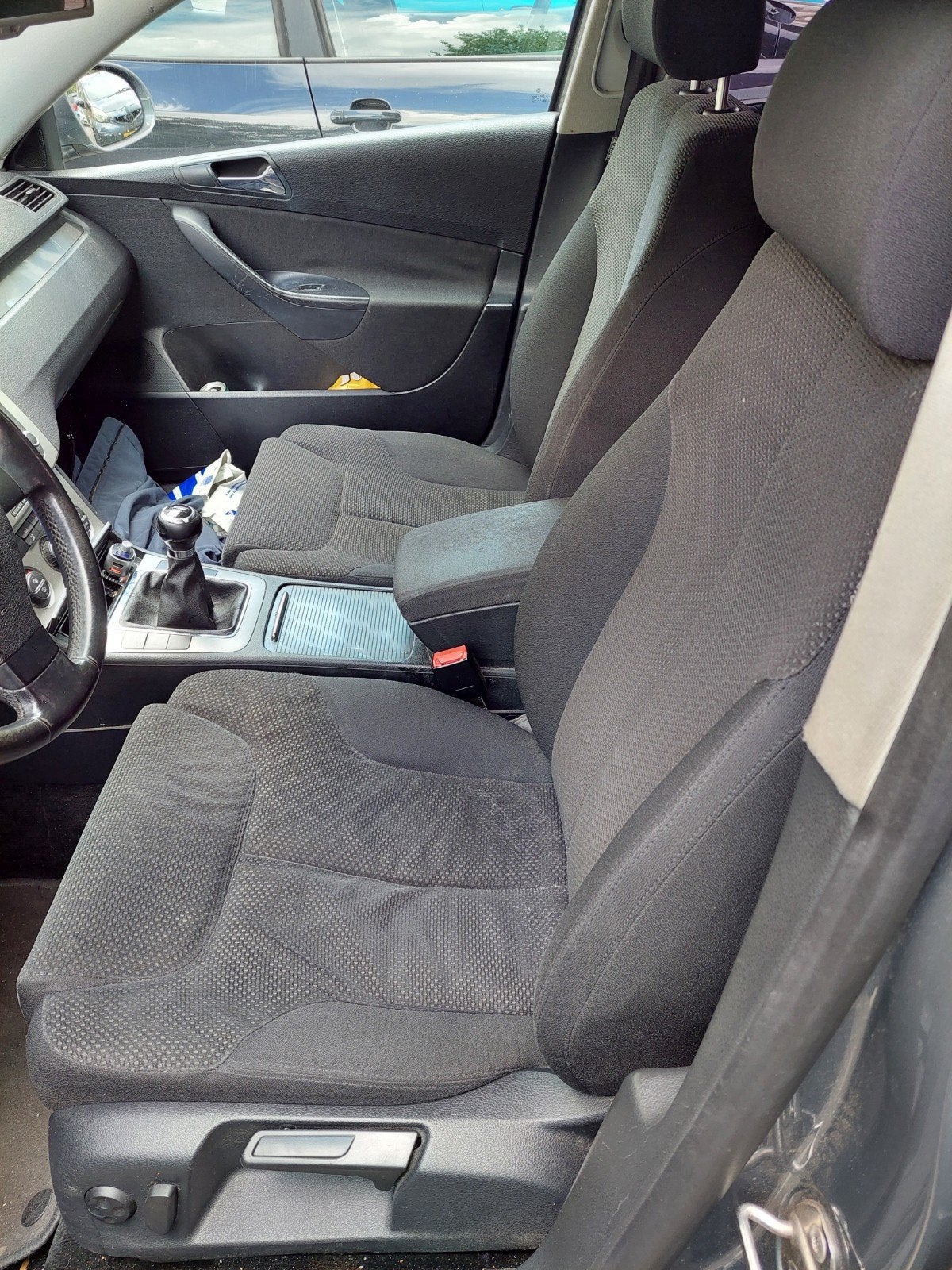 2 VOORSTOELEN + ACHTERBANK VW PASSAT B6 BJ 2006, Ophalen, Gebruikt, Volkswagen