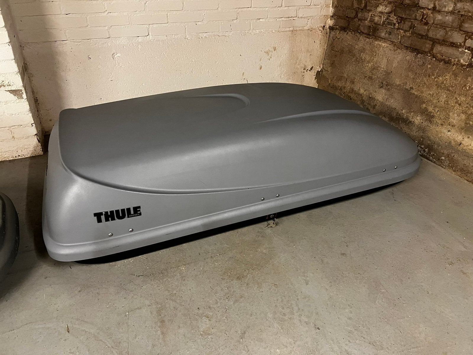 TE HUUR Thule Polar 200 dakkoffer 430 liter, Auto diversen, Dakkoffers, Ophalen, Zo goed als nieuw