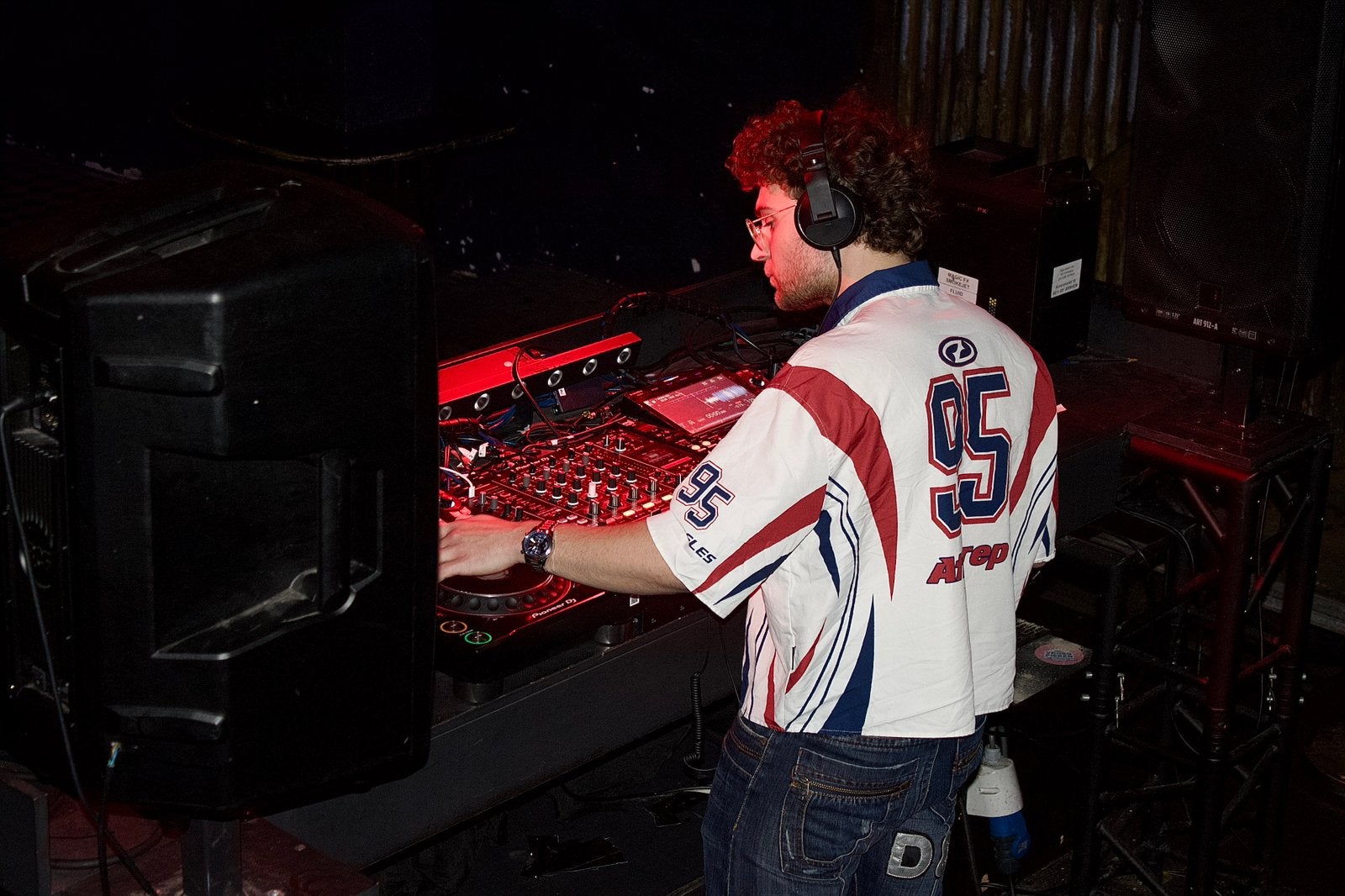 Dj huren!, Ophalen of Verzenden