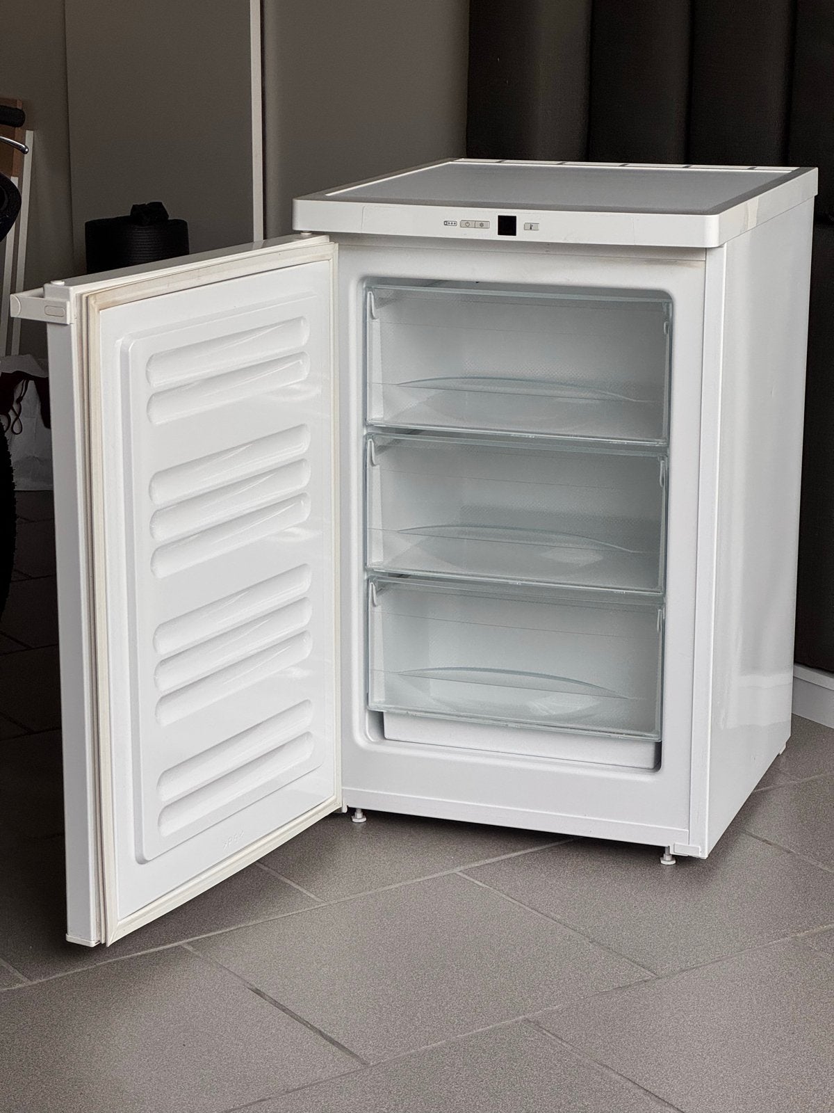 Miele Tafelmodel Vrieskast - Nette Schone staat, Gebruikt, Minder dan 60 cm, Vrijstaand, Ophalen