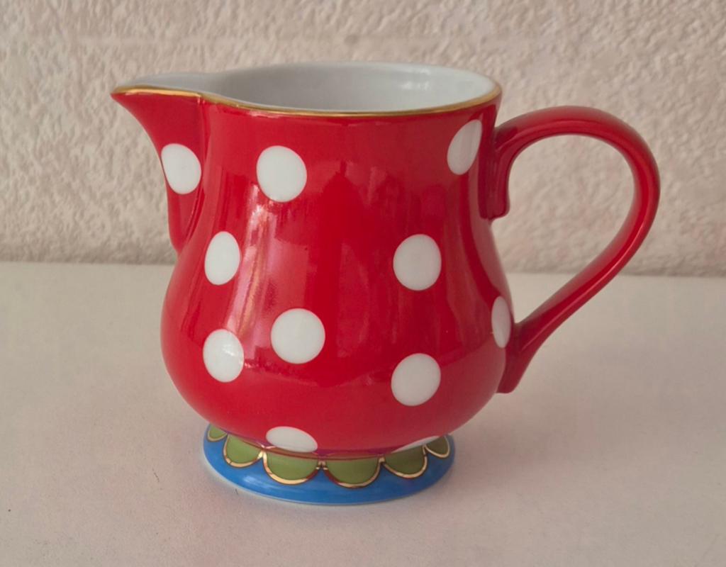 Oilily melkkannetje, Ophalen of Verzenden, Zo goed als nieuw, Porselein