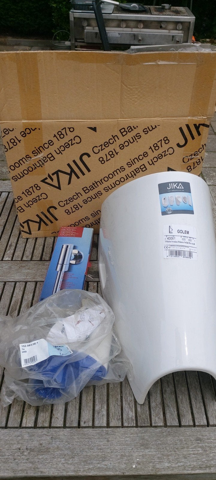 JIKA Golem Urinoir met Schellomat Basic spoelarmatuur, Doe-het-zelf en Verbouw, Sanitair, Ophalen of Verzenden