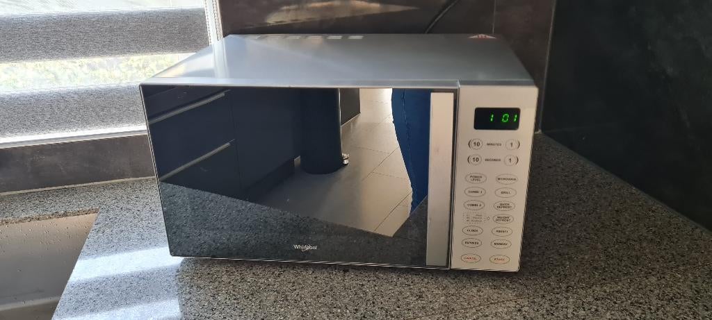 MOET SNEL WEG! Combi-magnetron Whirlpool, Ophalen, Combimagnetron, Gebruikt, Crisp
