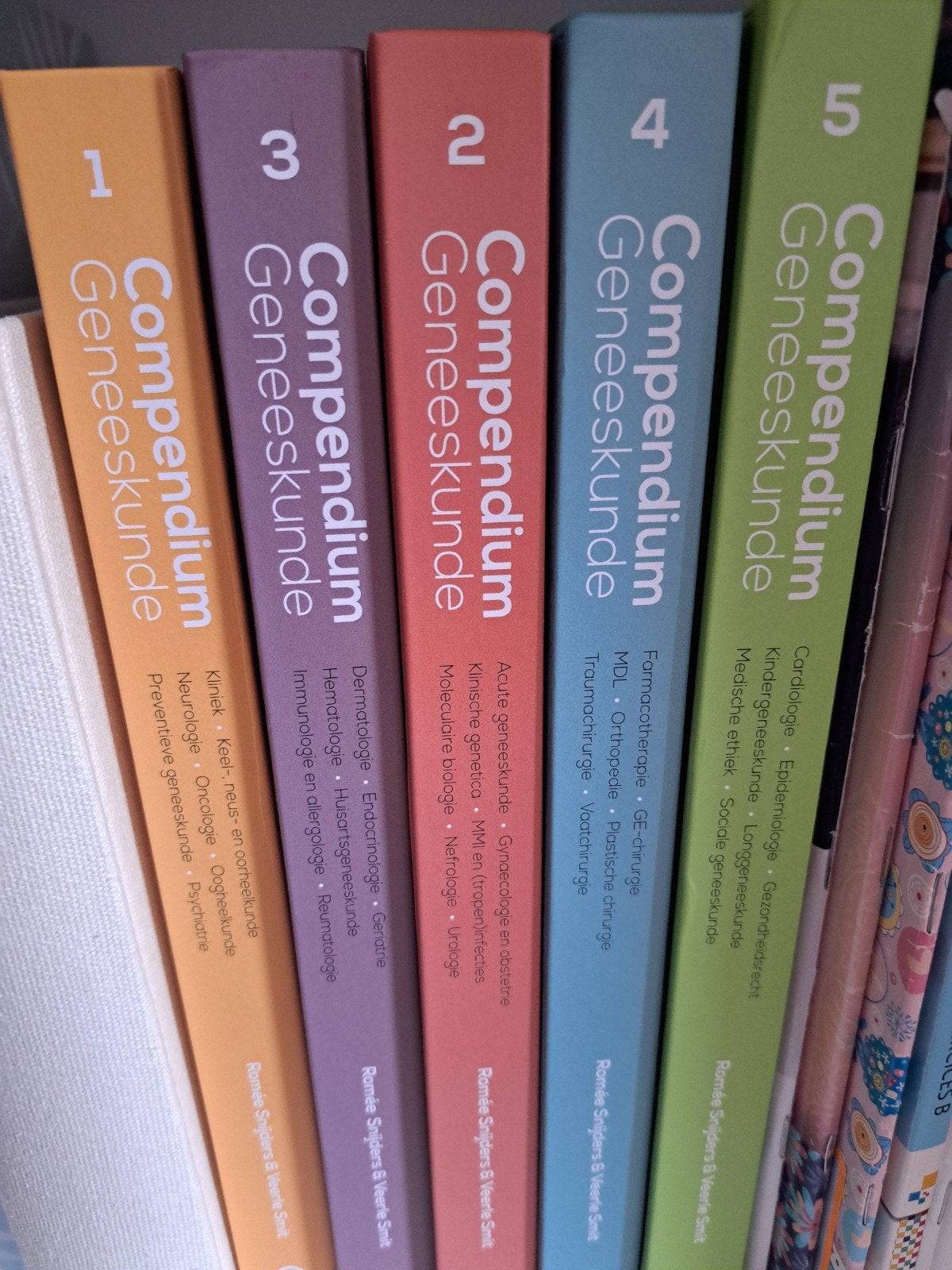 Compendium Geneeskunde - Complete set (5 delen), Ophalen, Romée Snijders & Veerle Smit, Beta, WO